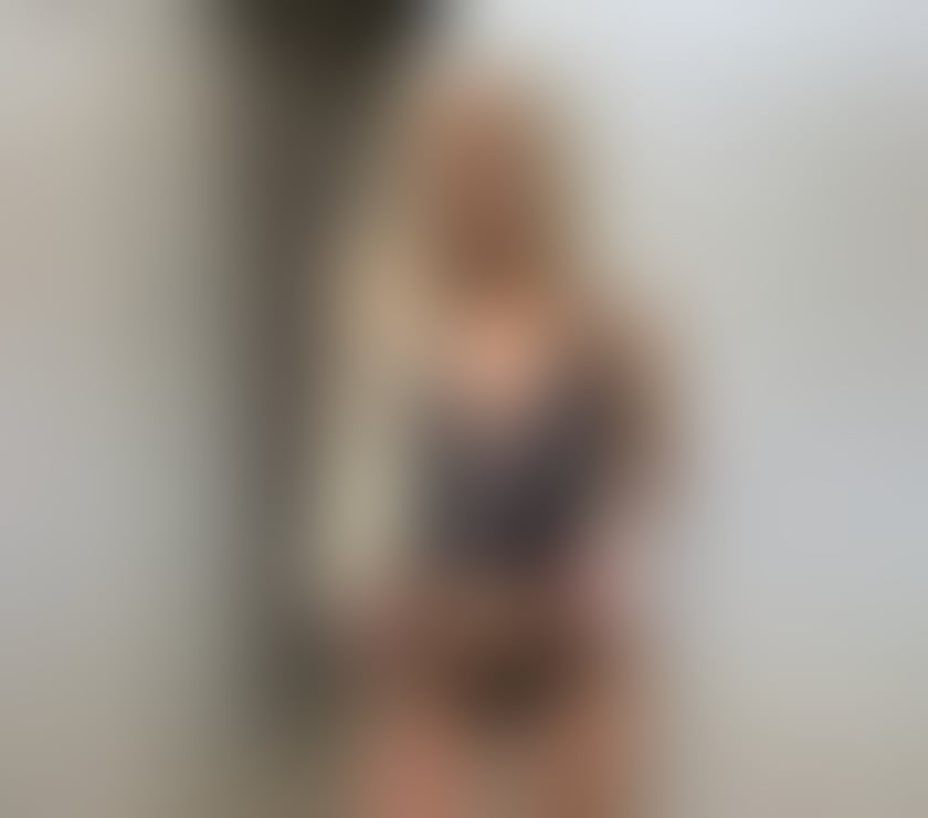 Escorts Surrey Epsom and Ewell - Photos for New here 💕Quality Service 💕Party