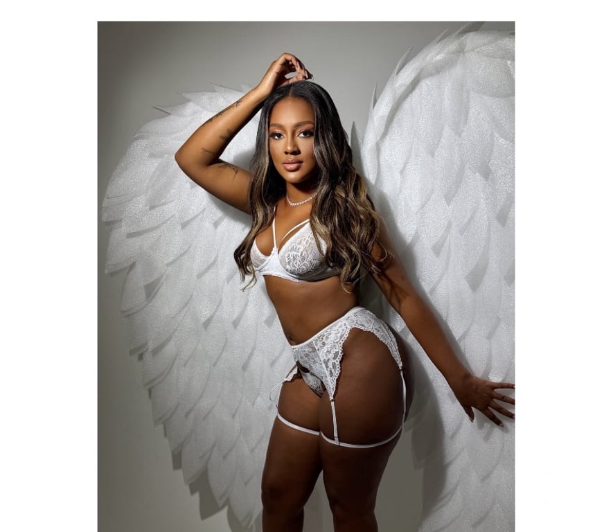 Escorts West Yorkshire Leeds - Photos for Pandora Brazilian Girl 🇧🇷🤎