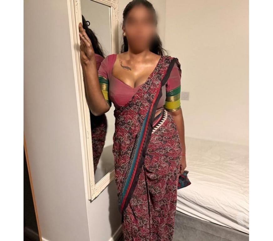Escorts Derbyshire Derby - Photos for SEETHA SOUTH INDIAN TAMIL GIRL NEW IN DERBY