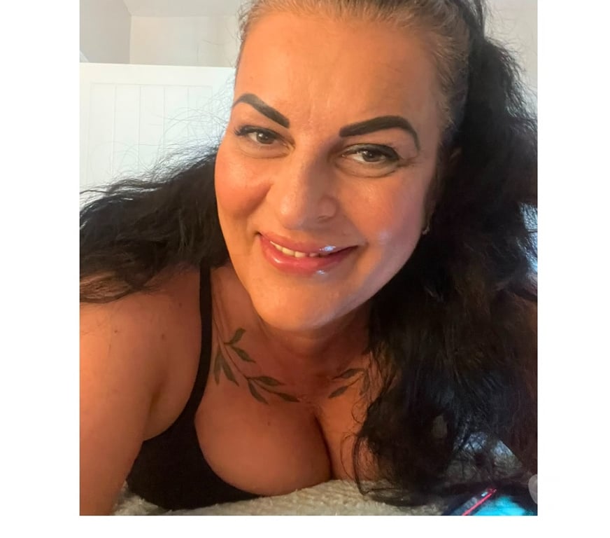 Escorts East London Walthamstow - East London - Photos for Curvy Tamara for you ♥️ no rush ♥️
