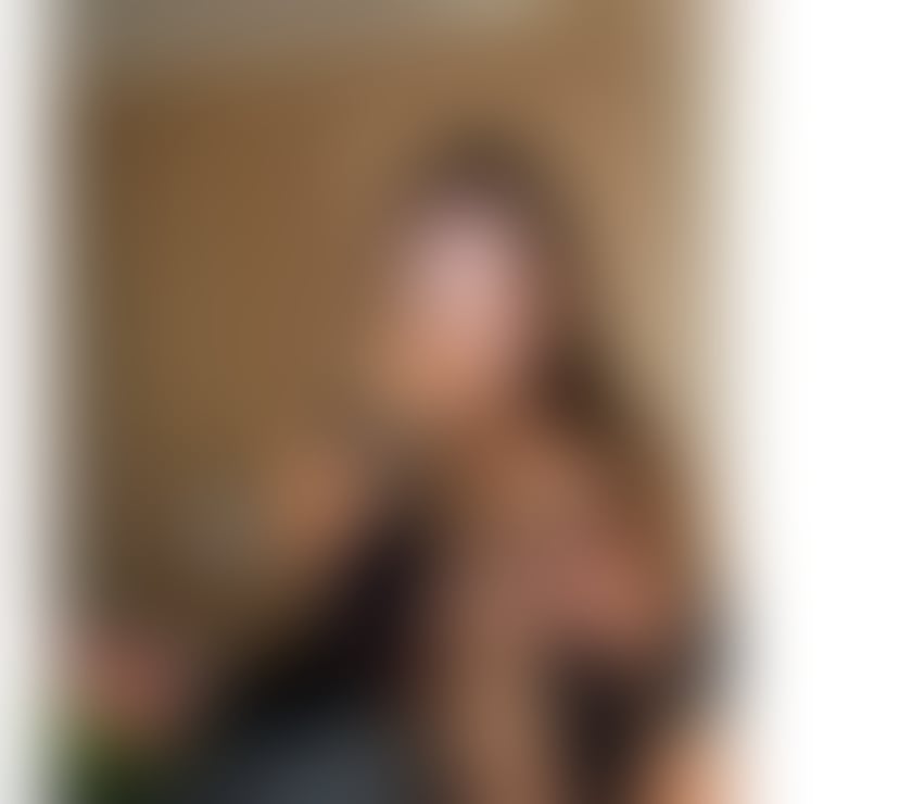 Laura -🇧🇷 Brazilian🇧🇷 Partyyy girl (extras)