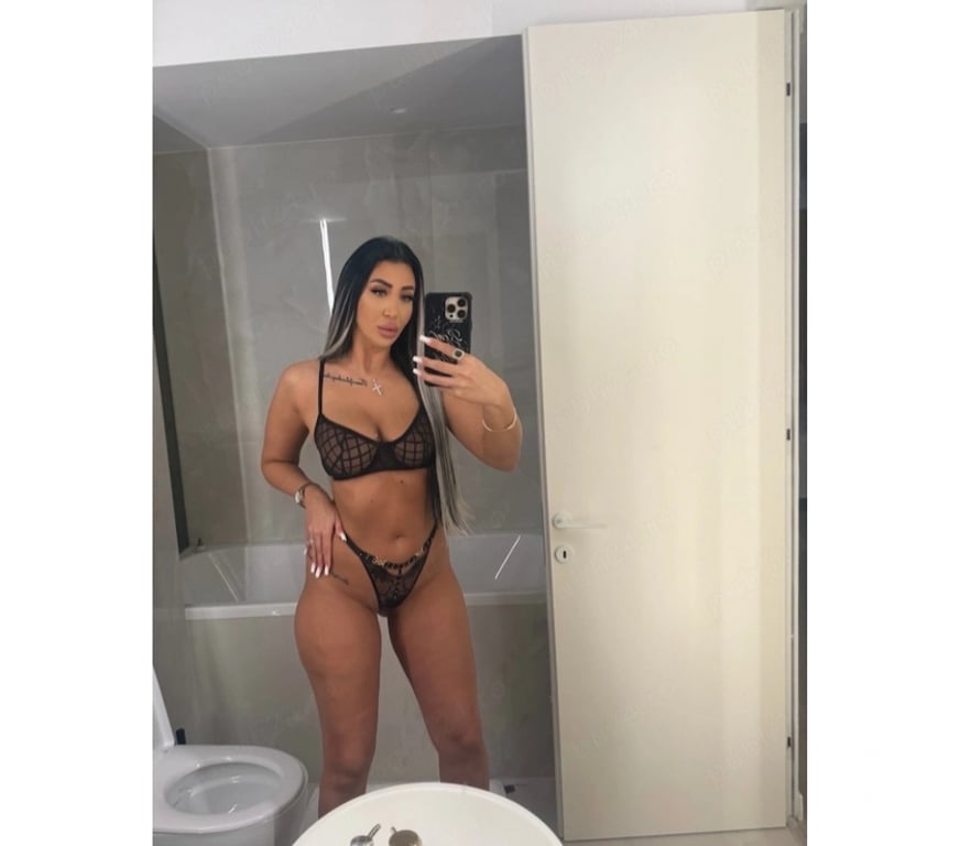 Escorts Aberdeen Aberdeen City Centre - Aberdeen - Photos for Roxy 👄 Pure Elegance & Relax – 24 7 Available⁠
