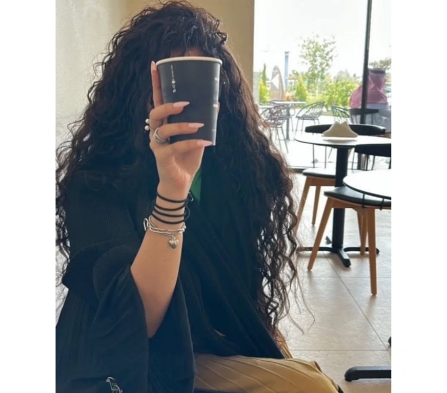 Escorts West London High Street Kensington - West London - Photos for Farah, a sexy Arab girl🍑