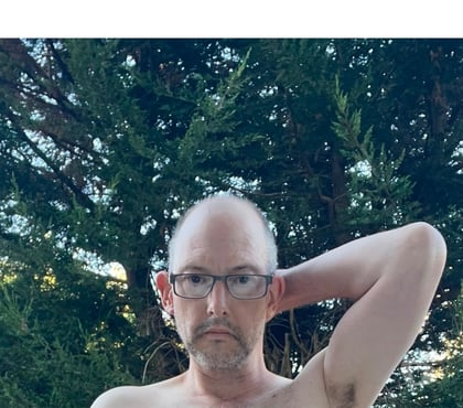 Swingers Community Cranleigh Waverley - Photos for Bi male looking for his first bi encounter
