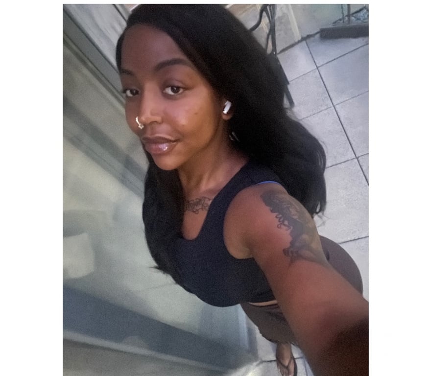 Escorts South East London Deptford Bridge - DLR Station - South East London - Photos for TrinathegirlnextdoorOUTCALLSONLYANDCAR MEETS