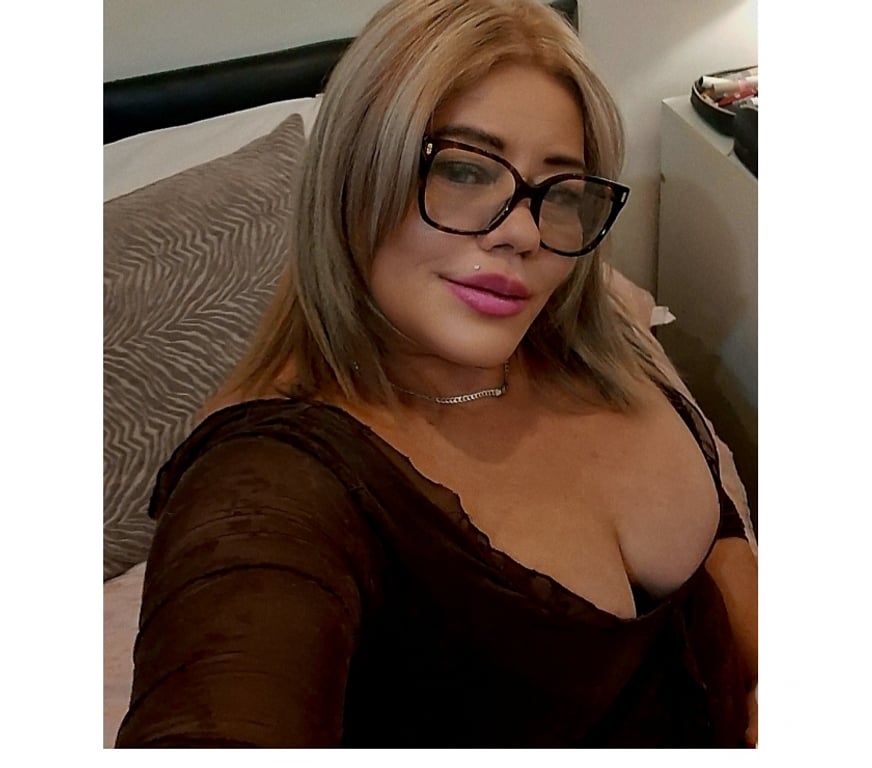 Escorts North London Edmonton - North London - Photos for Sexy Alexa party grils 💯 best bj no rush 😘😘😘