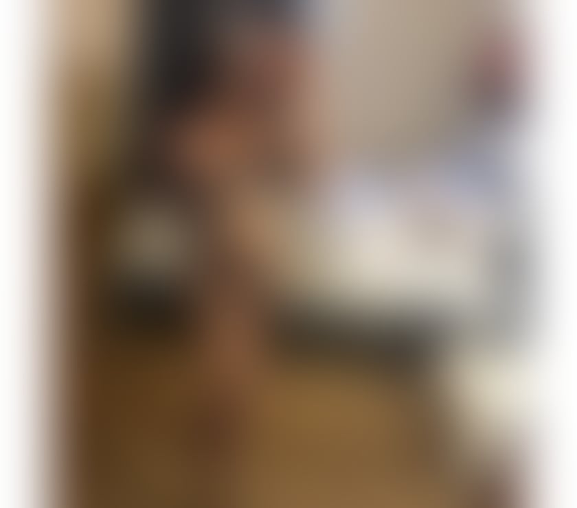 Anna 🖤 HOT brunette 👙🥵🖤 OUTCALL