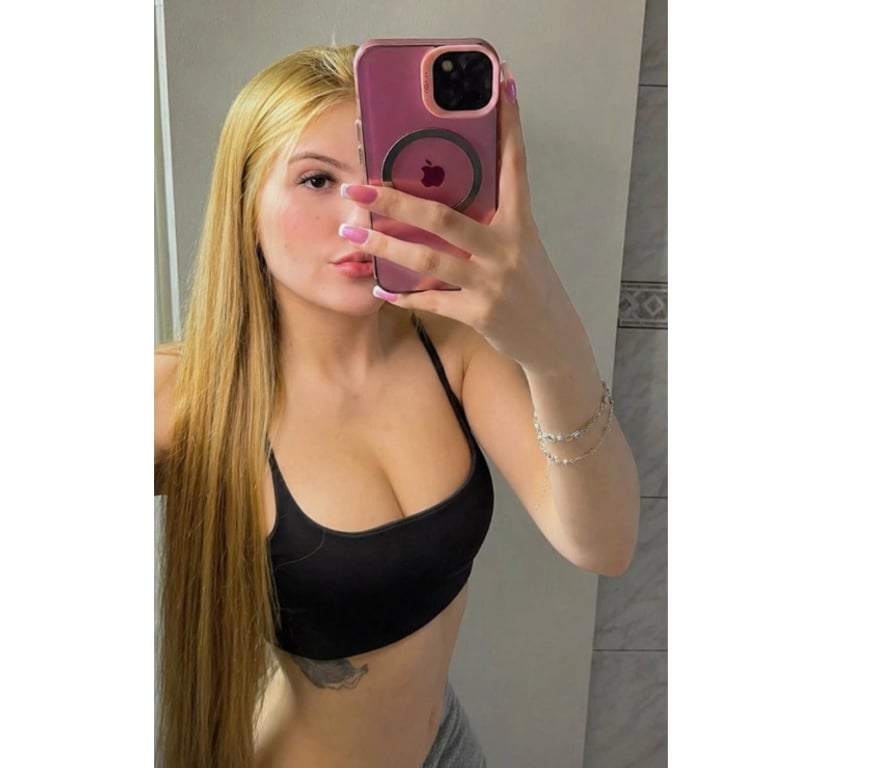 Escorts North West London Hendon Central - North West London - Photos for Milly! Perfect Party Girl 🥳🎉 GFE