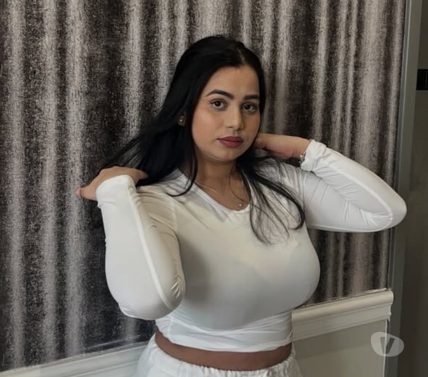 Escorts Cardiff Cardiff City Centre - Cardiff - Photos for Chic and Articulate Indian Companion in the area.