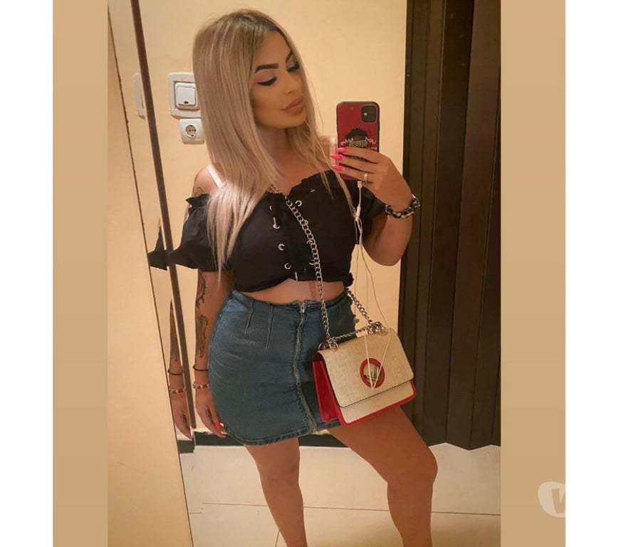 Escorts West Midlands Birmingham - Photos for Real petite slut | Huge natural tits