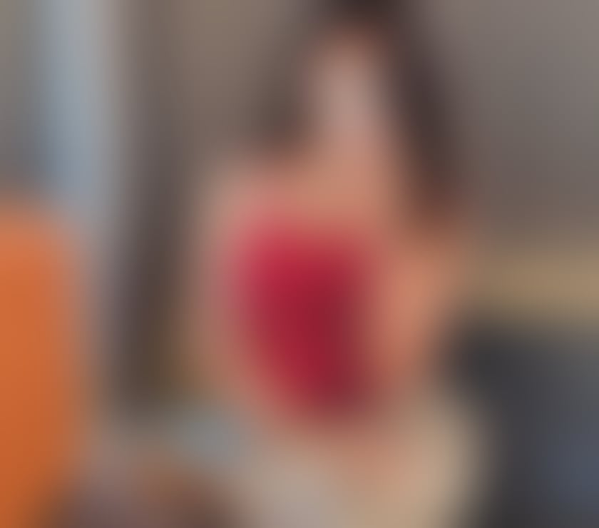 Escorts Croydon Town Centre Croydon - Photos for Polished and Radiant Indian Companion In the area