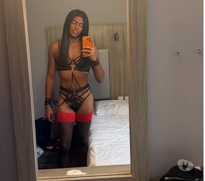 Transsexual Bristol City Centre Bristol - Photos for Larissa DOM XXL 🍆🔥🇧🇷