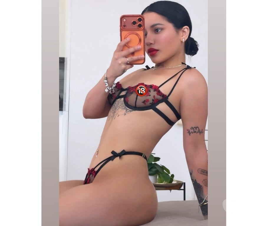 Escorts South East London Lewisham - Photos for PAMELA NEW IN TOWN 💛 REALL 📸💛💛