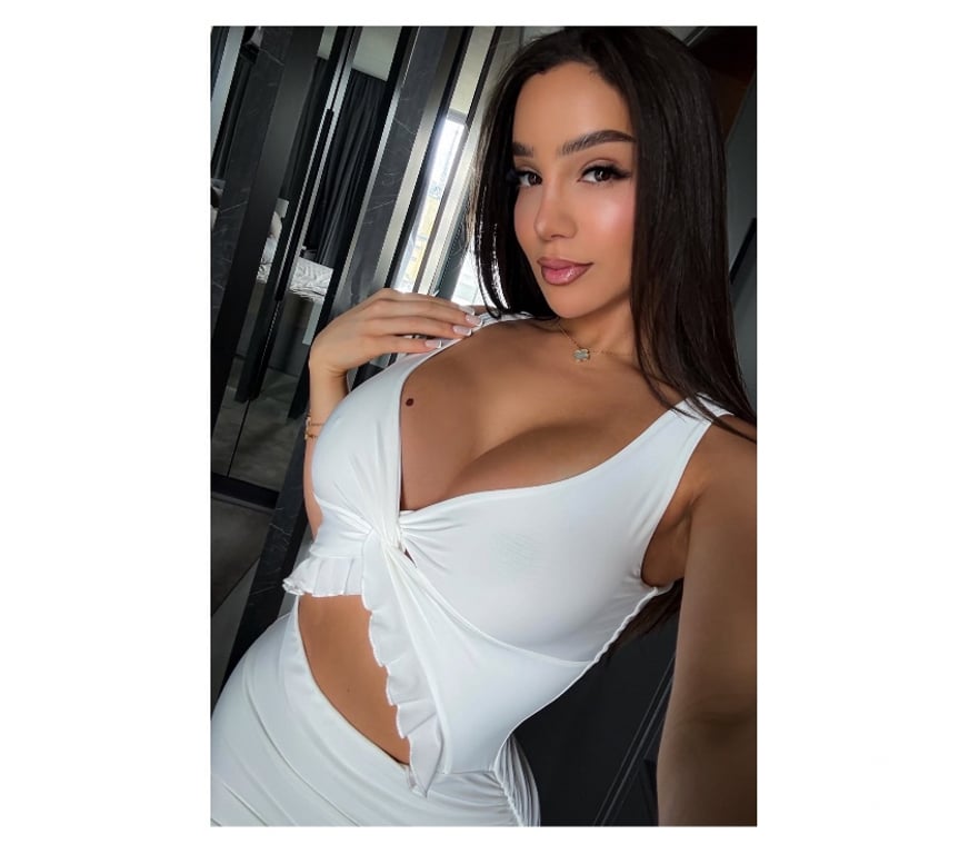 Escorts East London Havering - Photos for BRAZILIAN🌸 FIRST TIME HERE🥰 PARTY GIRL