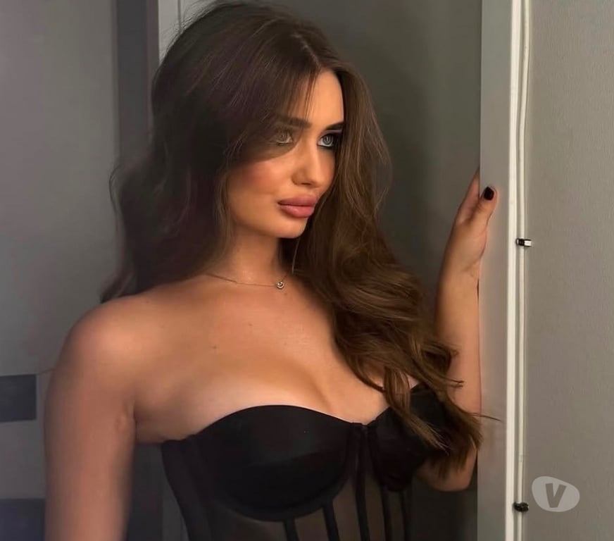 Escorts West Sussex Horsham - Photos for 🩷hi I'm new in town Lisa 🩷party girl only outcall