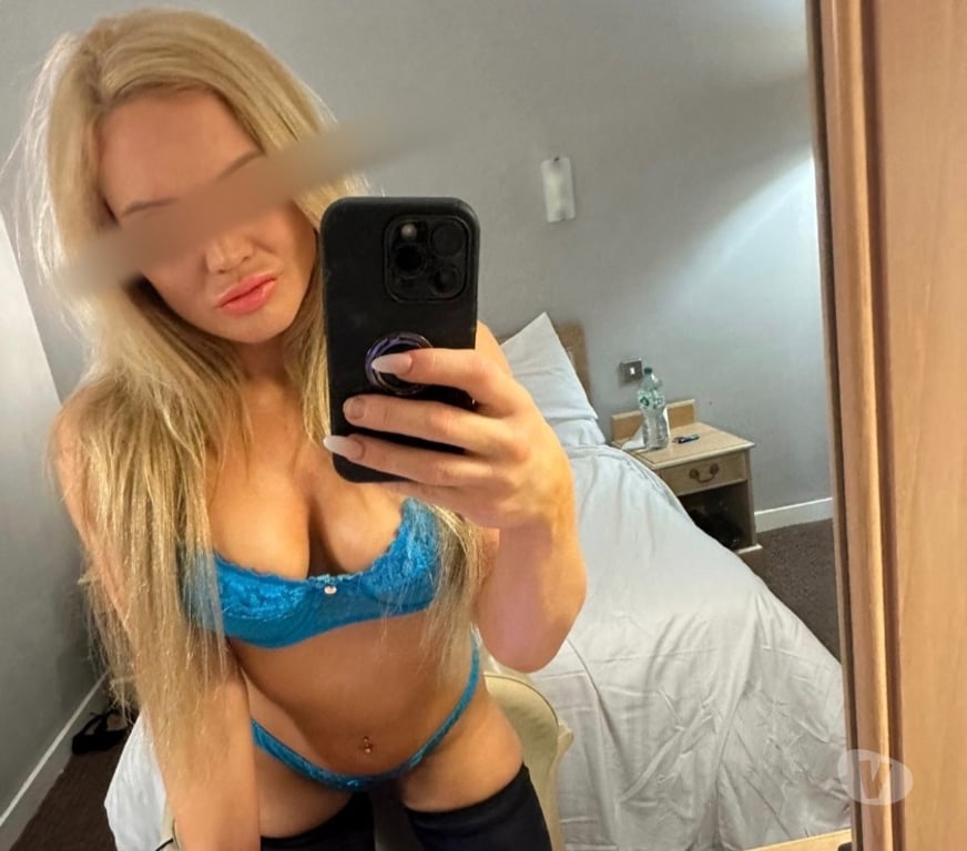 Escorts West Midlands Solihull - Photos for English Blue eyed blonde escourt services **07440592270**