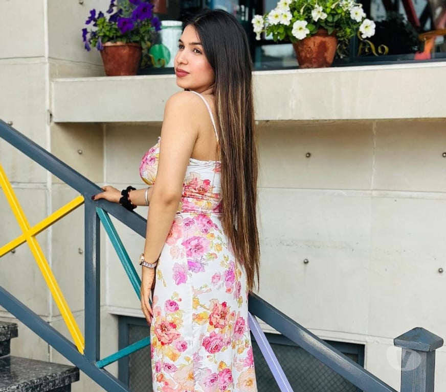 Escorts East London Abbey Road - DLR station - East London - Photos for ✨ Golden Touch – Luxury & Exclusive Company 💛