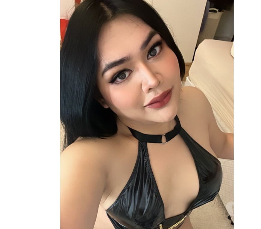 Escorts West London Notting Hill Gate Station - West London - Photos for Emmie Thai TS💋(New in LONDON)Ladyboy Shemale BEST SV