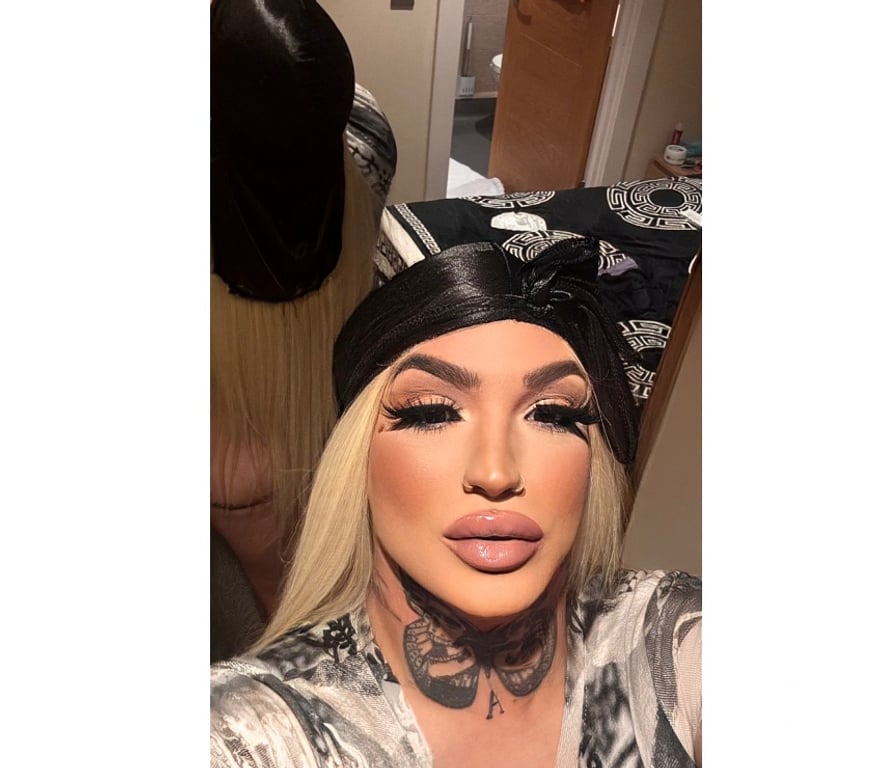 Trans Escorts East London Barking Station - East London - Photos for Antonella New in town,activ and passiv💚big ass,blond🍀