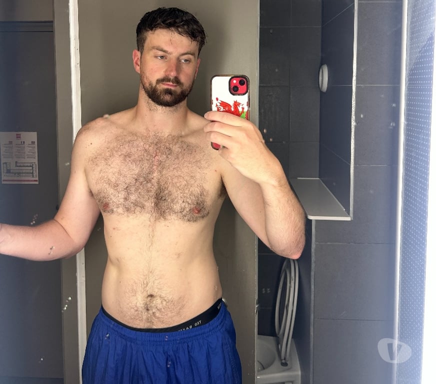  Gay massage West London Edgware Road - West London - Photos for Meet Sun - hairy chest, talented lips, masc energy