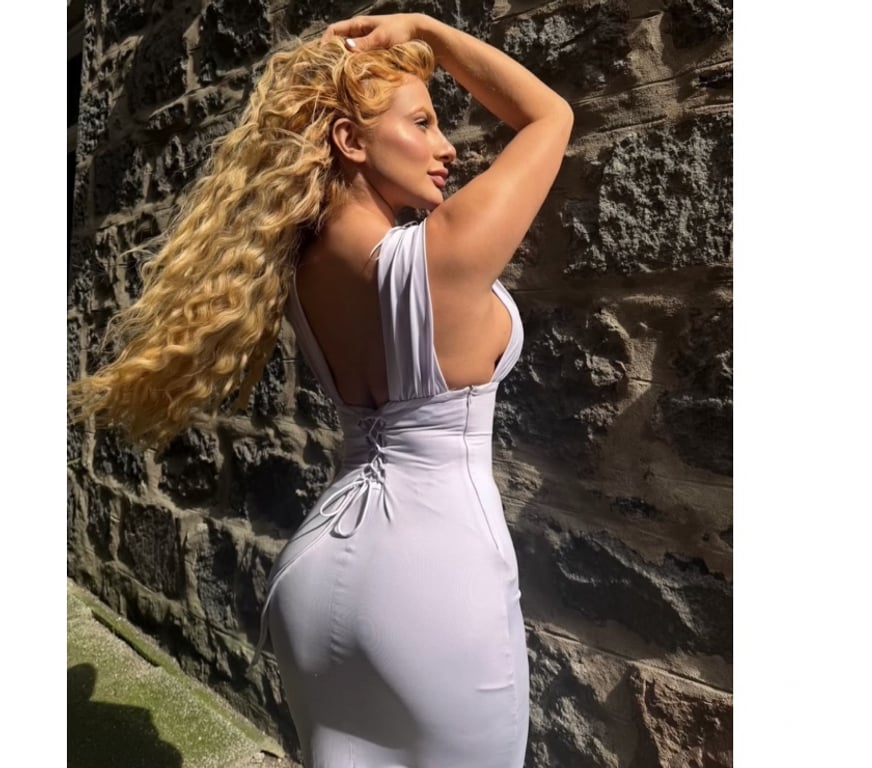 Escorts Hampshire Southampton - Photos for Sweet Blonde Letícia🍭🇧🇷🔥 Party Girl 🎉