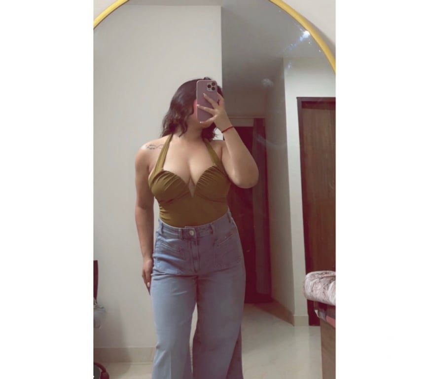Escorts West London Hounslow - Photos for I am indian girl available in Hounslow