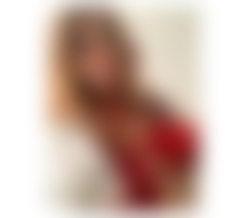 Escorts North West London Camden - Photos for Arabic Sasha 🫦 soft curves & a sensual smile ❤️