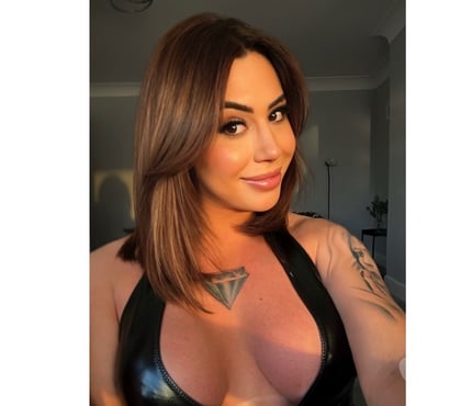 Trans Farnborough Rushmoor - Photos for Amanda hot Brazilian