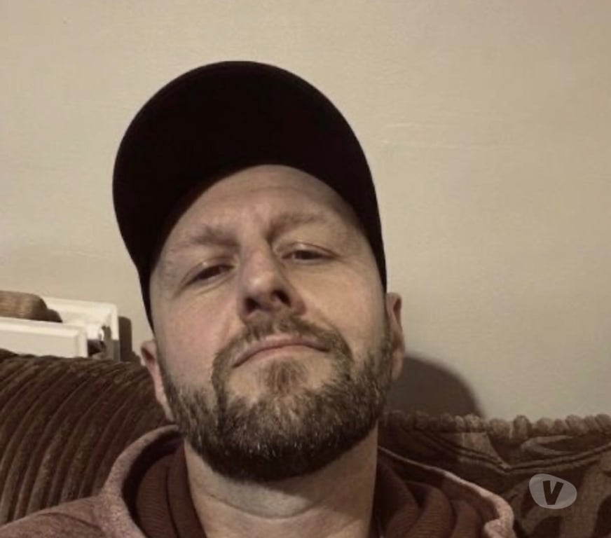 adult personals Buckinghamshire Aylesbury - Buckinghamshire - Photos for VWE (9”inches) looking for women for adult fun