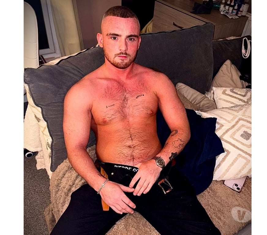 Escorts Greater Manchester Manchester - Photos for Rough masculine man.