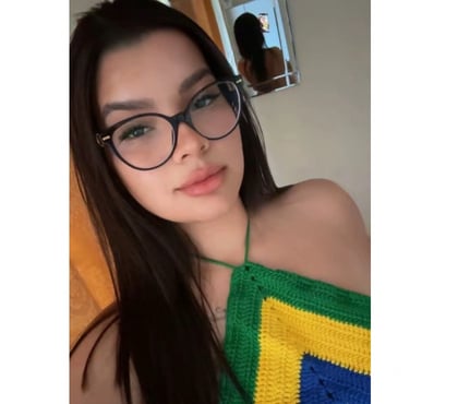 Photos for SOFIA HOT 🇧🇷😈 party 🎉