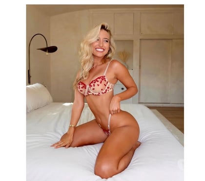 Escorts Woking Town Centre Woking - Photos for JÚLIA 🧡 P@RTYGIRL💥NEW IN WOKING
