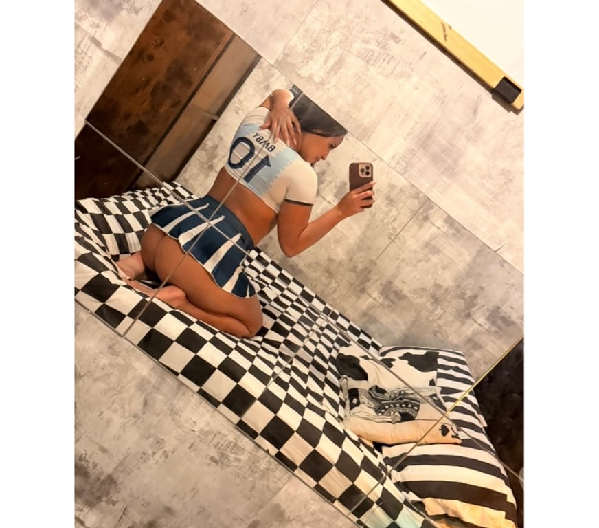 Escorts East London Commercial Road - East London - Photos for ASHANTI • 21 • high class • top shelf • Moroccan