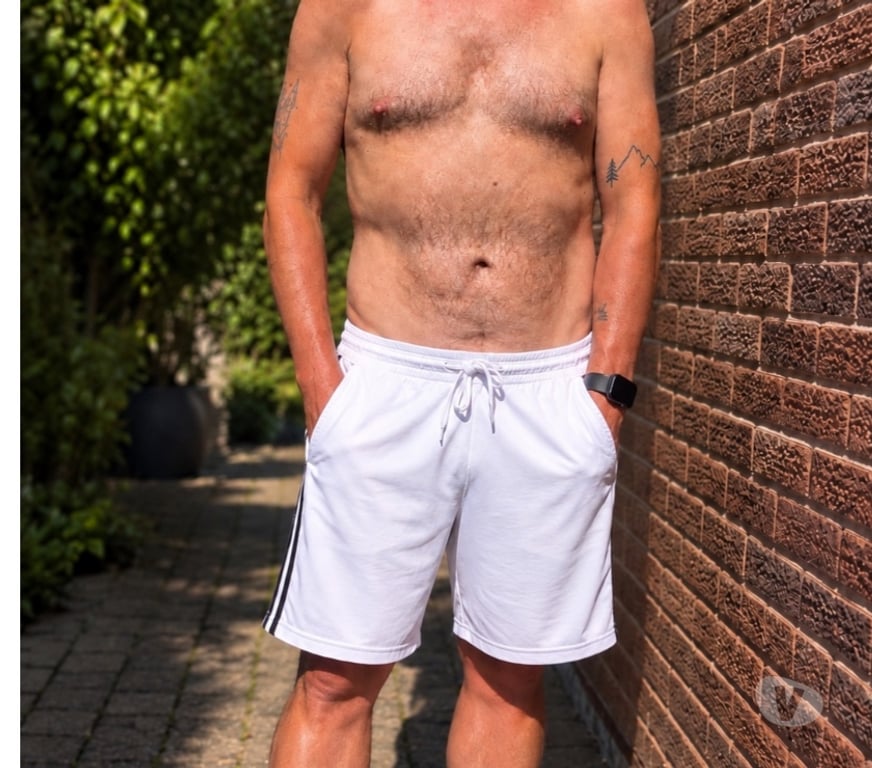  Gay massage Norfolk Breckland - Photos for Masculine, Experienced & Easy-Going