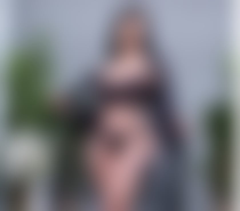 Escorts East London Stratford - East London - Photos for LATINA MAMI 🔥