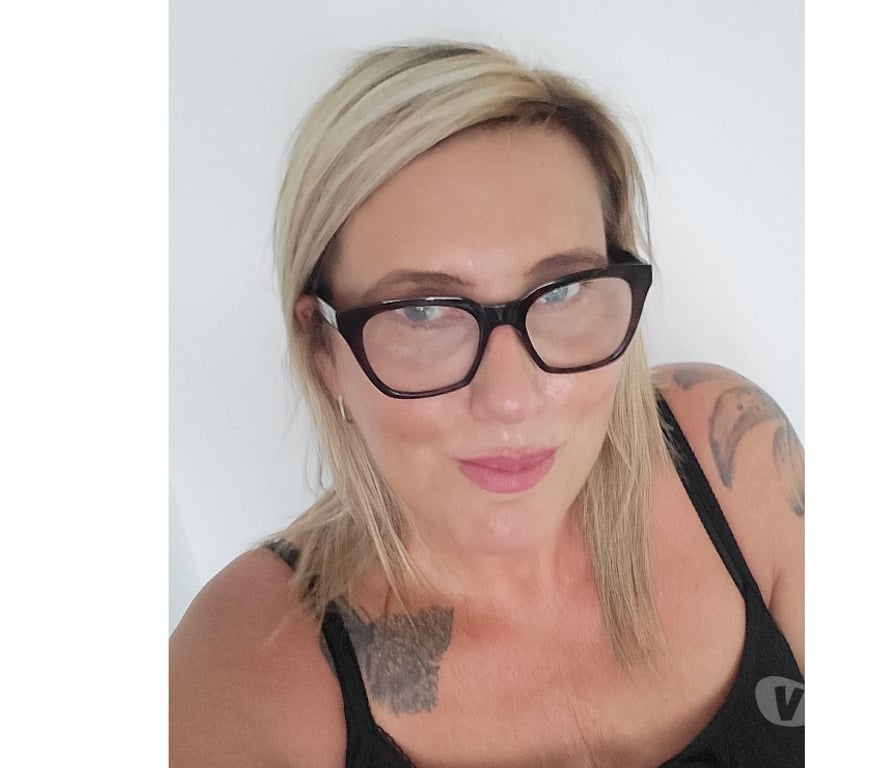 Escorts Lincolnshire North East Lincolnshire - Photos for English curvy milf rachel