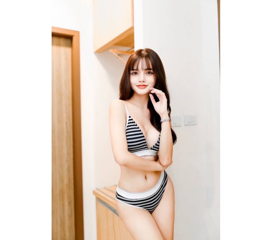 Escorts Nottinghamshire Nottingham - Photos for I am Meena Thai beautiful lady VIP service Real pic