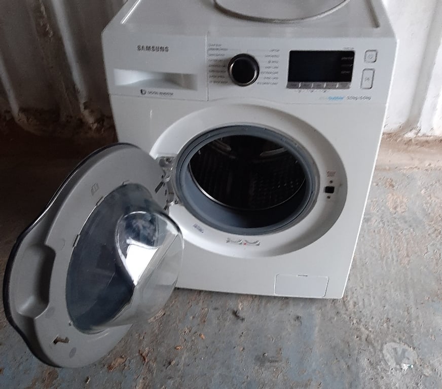household goods Greater Manchester Oldham - Photos for Samsung washing machine Dryer for sale
