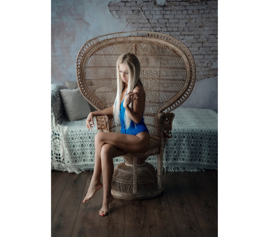 Escorts West Midlands Walsall - Photos for MASSAGE Lady please message