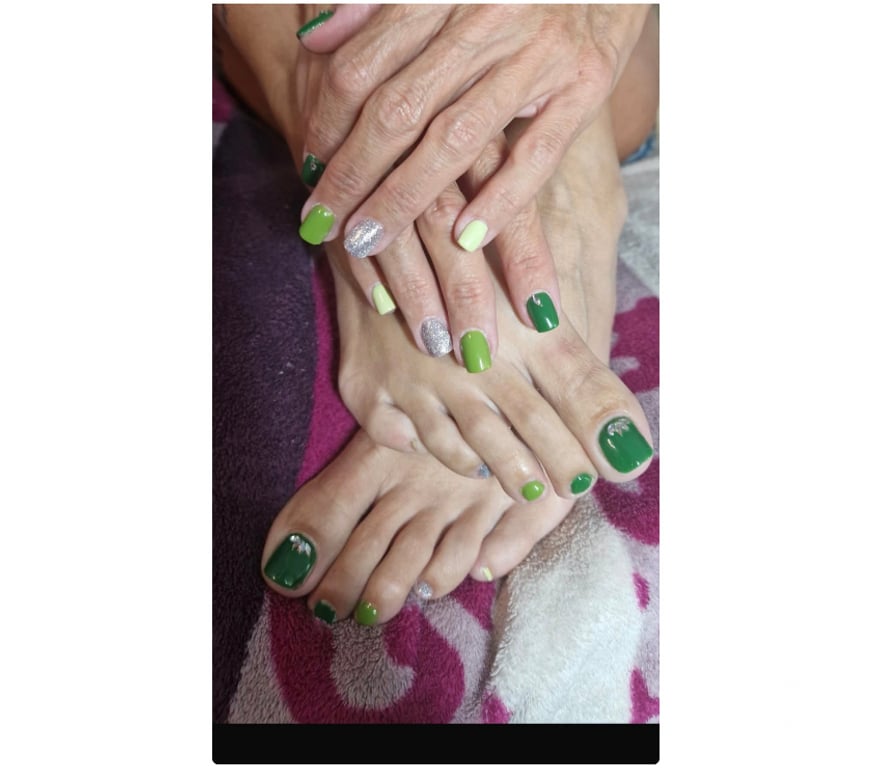 Escorts West Midlands Walsall - Photos for MASSAGE Lady please message