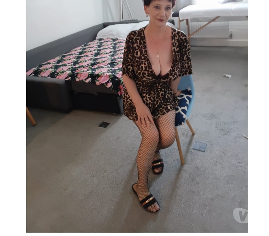 Escorts Lancashire Preston - Photos for Luiza- mature lady from POLAND