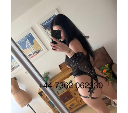 Duo Escorts & Erotic Massage Newquay Cornwall - Photos for Eve?come lets do the plasure newquay