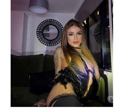 Trans Escorts Leeds City Centre Leeds - Photos for 🇧🇷Brazilian Hot, Top Bottom, Massage 🔥
