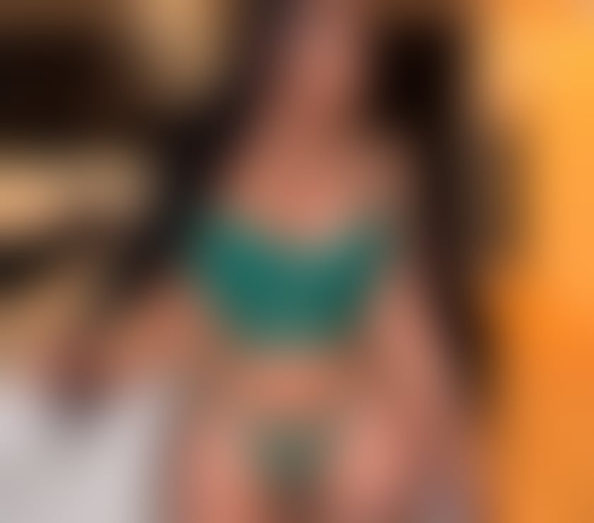Escorts Hull City Centre Hull - Photos for 2 👯‍♀️🔥 hot and beautiful girls dou available