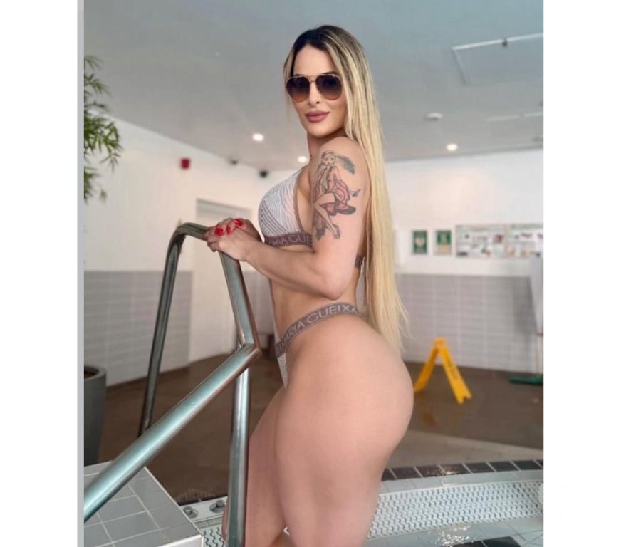 Escorts Surrey Woking - Photos for BLONDE BRAZILIAN BEST TIME🍑ONLY ONE WEEK💋