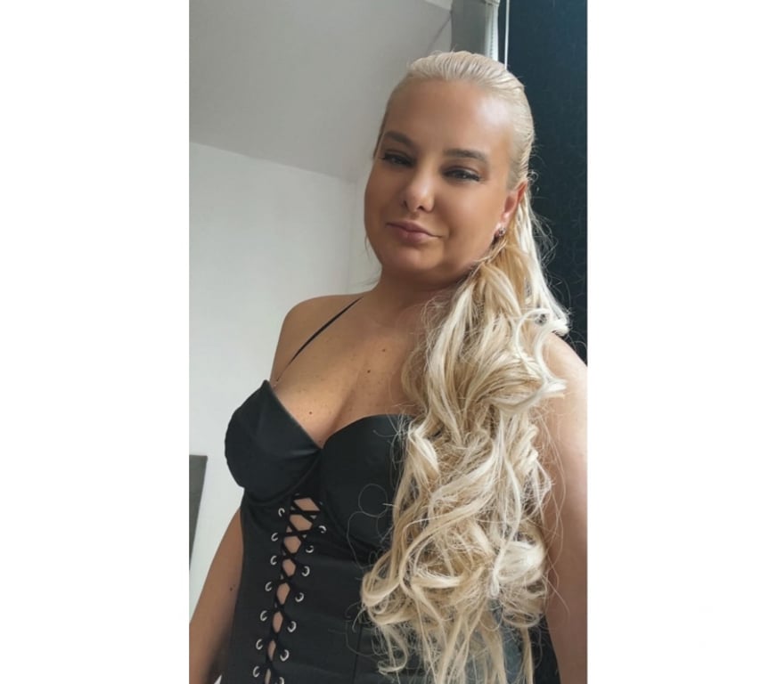 Escorts Cardiff Cardiff City Centre - Cardiff - Photos for Best 🧡🖤experience in your area. Genuine and naughty!