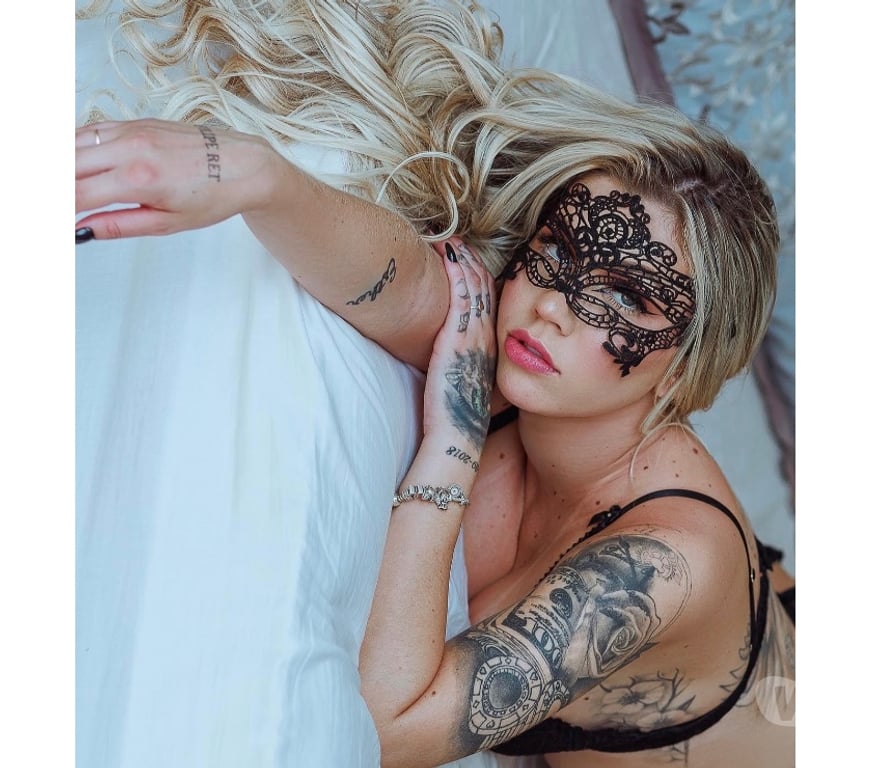 Escorts Warwickshire Warwick - Photos for BELLA✅NO RUSH 💋GFE🍾PARTY🔥AVAILABLE🔥
