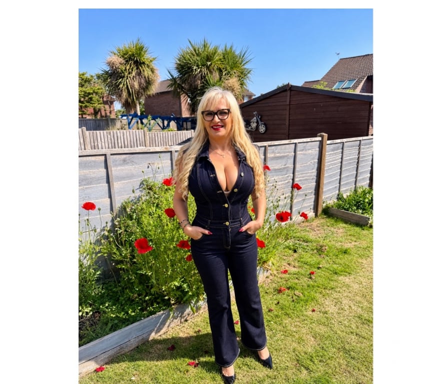 Escorts East Sussex Brighton - Photos for Mary, a mature and playful girl.❤️🇧🇷🍾