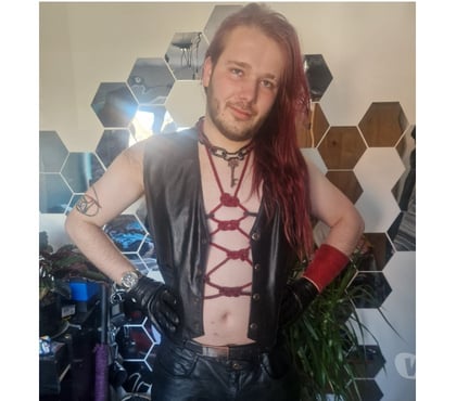 Gay Escorts Bristol South Gloucestershire - Photos for 8inch dom for sessions