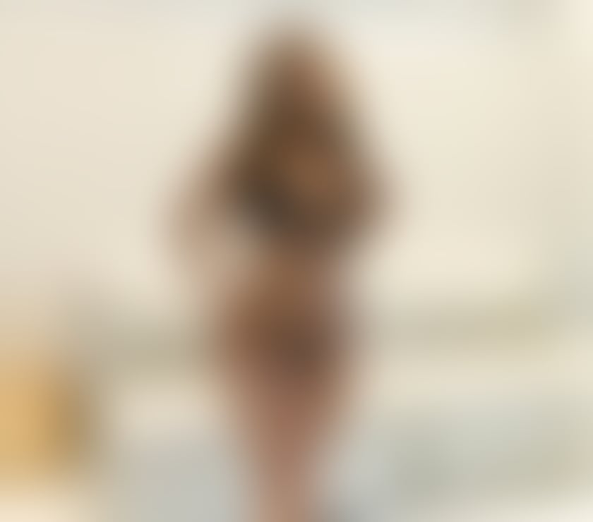 Escorts South East London Croydon - Photos for Caramel skin 🍫💗 Brazilian 🇧🇷 Croydon